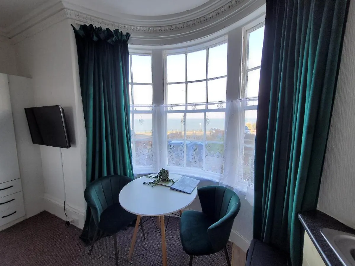 斯卡伯勒Seaview Ground Floor Flat Fast Wifi & Free Parking公寓 0*, 斯卡伯勒