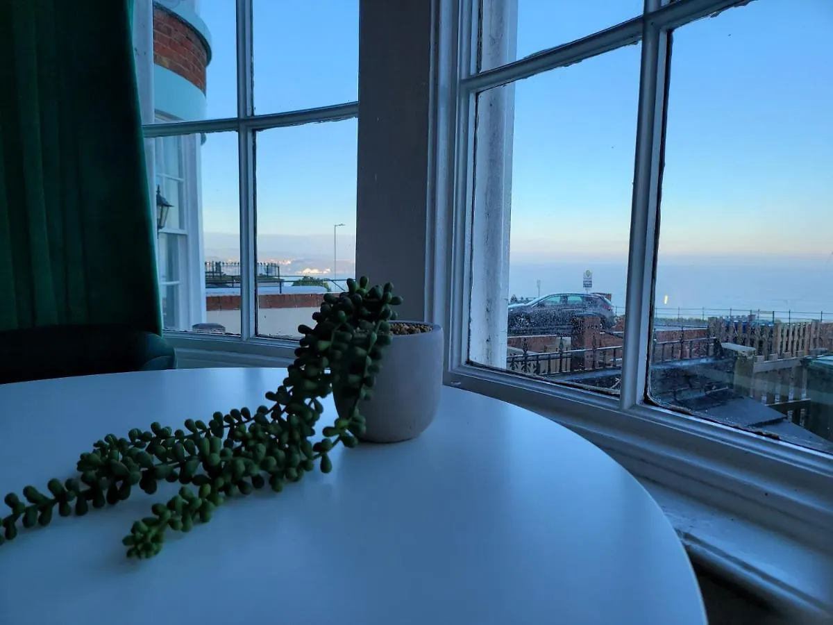 斯卡伯勒Seaview Ground Floor Flat Fast Wifi & Free Parking公寓 0*, 斯卡伯勒 英国